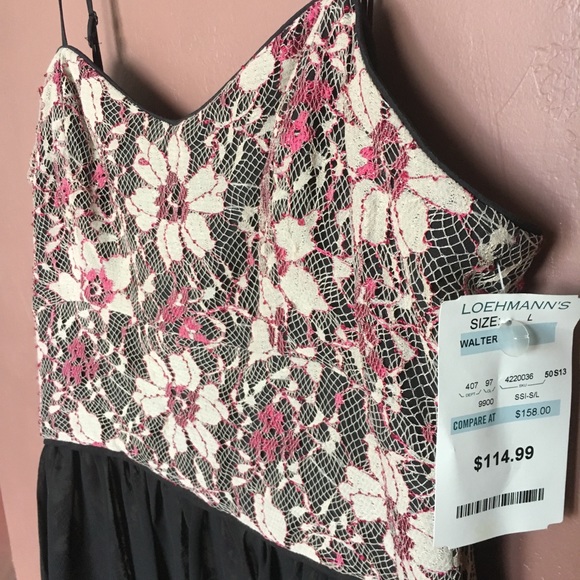 Black dress with pink &white lace detail, sz Large - Picture 4 of 5